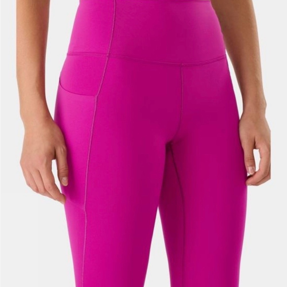 Arc'teryx Women's Essent High Rise Pant Leggings | Size 4 - Picture 5 of 12
